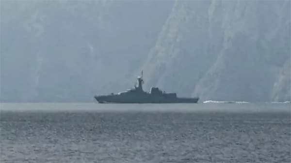 হরমুজ খুলতে চীনা মুদ্রায় তেলের দাম চায় ইরান