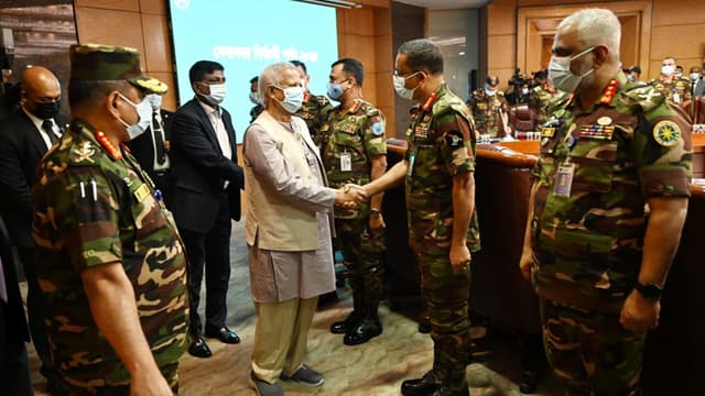 সেনাসদরে নির্বাচনী পর্ষদ উদ্বোধন করলেন প্রধান উপদেষ্টা