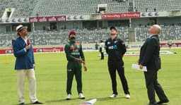 সিরিজ বাঁচাতে মাঠে বাংলাদেশ, টস জিতে ব্যাটিং নিউজিল্যান্ডের