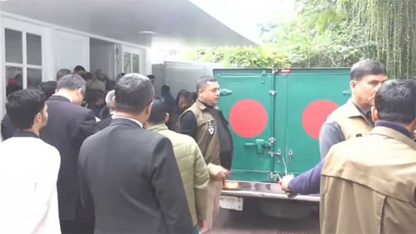 রাষ্ট্রীয় শোকের মধ্য দিয়ে বিদায়: খালেদা জিয়ার জানাজা আজ মানিক মিয়ায়