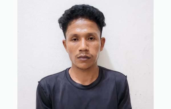 খাগড়াছড়িতে চাঁদা আদায়কালে ইউপিডিএফ সদস্য আটক