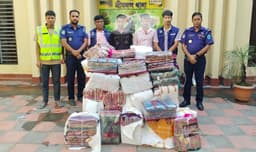 শ্রীমঙ্গলে পরিত্যক্ত ঘর থেকে ৩০০ ভারতীয় শাড়ি জব্দ