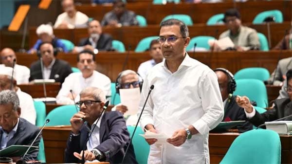 ছয় মাসে শিক্ষাপ্রতিষ্ঠানে ফ্রি ওয়াই-ফাই চালুর ঘোষণা প্রধানমন্ত্রীর