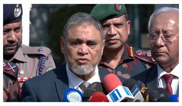 ঝুঁকিপূর্ণ এলাকায় বিশেষ ব্যবস্থা: নির্বাচনকে ঘিরে সিইসির ঘোষণা