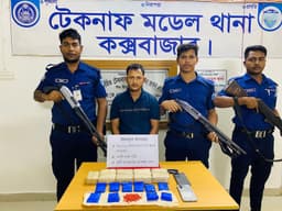 নোয়াহ গাড়িতে অভিনব কৌশলে ইয়াবা পাচার, টেকনাফে চালকসহ আটক