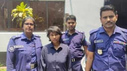 বাবাকে হত্যা করে ৯৯৯ ফোন দিল মেয়ে, সাভারে ঘটনা চাঞ্চল্য সৃষ্টি