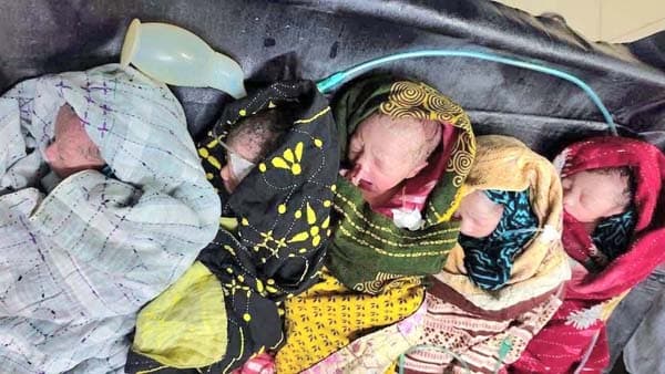 বরিশালে একসাথে পাঁচ নবজাতকের জন্ম দিলেন গৃহবধূ