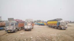 হিলি স্থলবন্দরে আট মাসে ২০৩ কোটি টাকার রাজস্ব ঘাটতি