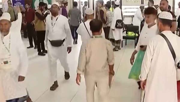 দেশে ফিরেছেন ৩৭ হাজার ৪৩৫ জন বাংলাদেশি হাজি 