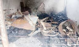 নোয়াখালীতে বিএনপির নির্বাচনী অফিসে অগ্নিসংযোগ, পুড়েছে দুই দোকান