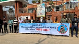 নোয়াখালীতে স্বাস্থ্য সহকারী নিয়োগ পরীক্ষায় অনিয়মের অভিযোগ