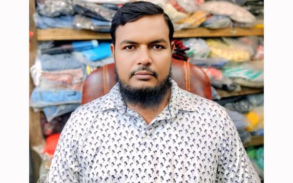 কুয়াকাটায় খাস জমির গাছ কাটায় শ্রমিকদল নেতার বিরুদ্ধে মামলা