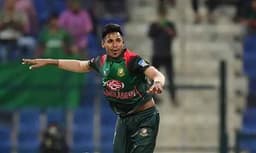 আইপিএল-এ রেকর্ড মূল্যে দিল্লি ক্যাপিটালসে মোস্তাফিজ