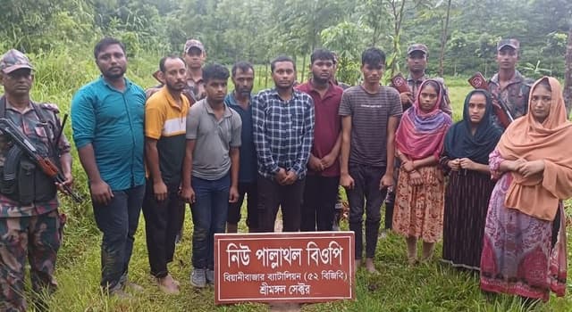 বড়লেখা সীমান্তে বিএসএফের পুশইন, আটক ১০ বাংলাদেশি