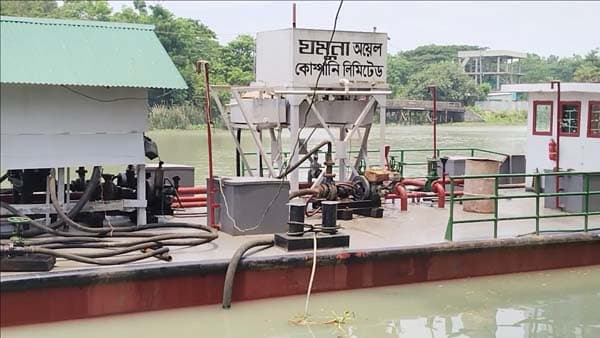 ঝালকাঠিতে দুই বছর পর যমুনা ওয়েল বার্জ ডিপোতে ডিজেল বিক্রি শুরু
