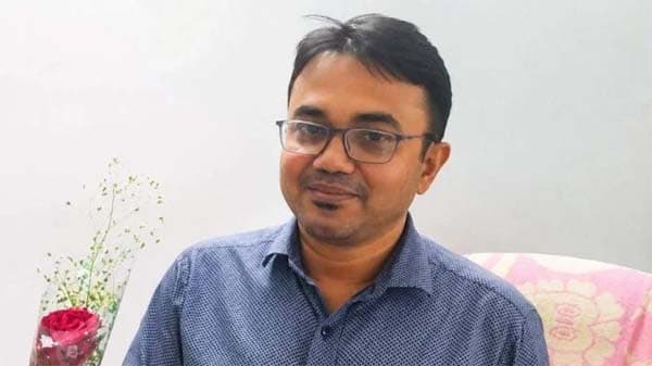 নারী চিকিৎসককে অনৈতিক প্রস্তাব, বরগুনা হাসপাতাল তত্ত্বাবধায়ক সাময়িক বরখাস্ত
