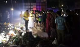 বরিশালে ময়লার স্তূপে মিলল দুই নবজাতকের মরদেহ