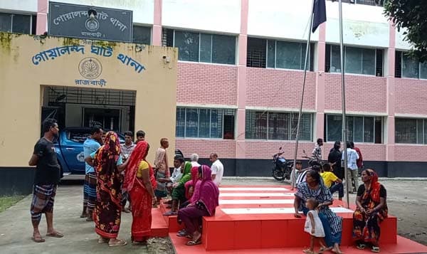 গোয়ালন্দে চালককে হত্যা করে রিক্সা ছিনতাই