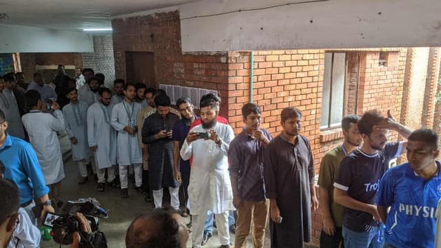 ৩৩ বছর পর জাহাঙ্গীরনগর বিশ্ববিদ্যালয়ে জাকসু ও হল সংসদ নির্বাচন শুরু