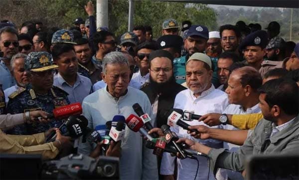 নাজুক অর্থনীতি পুনরুদ্ধারে কর বাড়ানোর তাগিদ অর্থমন্ত্রীর