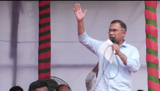 জুলাই শহীদদের মর্যাদা দিতে হলে দেশকে পুনর্গঠন করতে হবে: তারেক রহমান