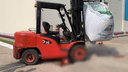 শ্রীমঙ্গলে ফর্কলিফ্টের চাকায় পিষ্ট হয়ে নারী শ্রমিকের মৃত্যু; উত্তেজনা, ভাঙচুর