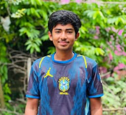 সরাইলে কিশোরকে কুপিয়ে হত্যা, জড়িতদের ধরতে পুলিশের অভিযান