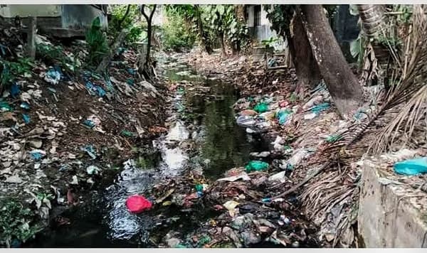 ঝালকাঠিতে খাল খনন প্রকল্পে অনিয়মের অভিযোগ, ঠিকাদারকে নোটিশ