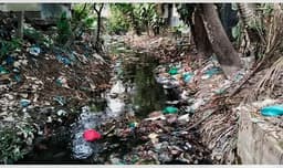 ঝালকাঠিতে খাল খনন প্রকল্পে অনিয়মের অভিযোগ, ঠিকাদারকে নোটিশ