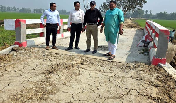 আত্রাইয়ে গ্রামীণ অবকাঠামো উন্নয়ন প্রকল্প পরিদর্শন