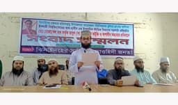 রাসুল (সা.) কটুক্তিকারীকে গ্রেফতারের দাবিতে ঝিনাইদহে সংবাদ সম্মেলন