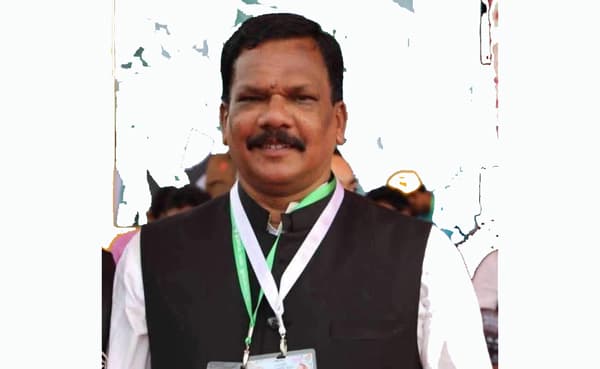 নোয়াখালী পৌরসভা আ.লীগের সভাপতি ঢাকায় গ্রেপ্তার