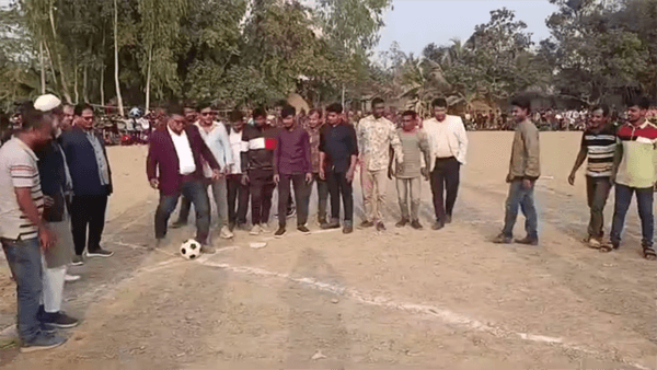 পাঁচবিবিতে কোকো স্মৃতি ফুটবল টুর্ণামেন্টের ফাইনাল খেলা অনুষ্ঠিত