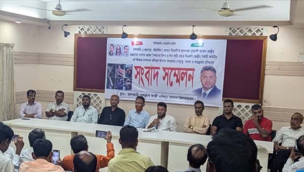 বিএনপির অভ্যন্তরীণ কোন্দলে রাজাপুরে উত্তেজনা-সংঘর্ষ, পাল্টা সংবাদ সম্মেলন 