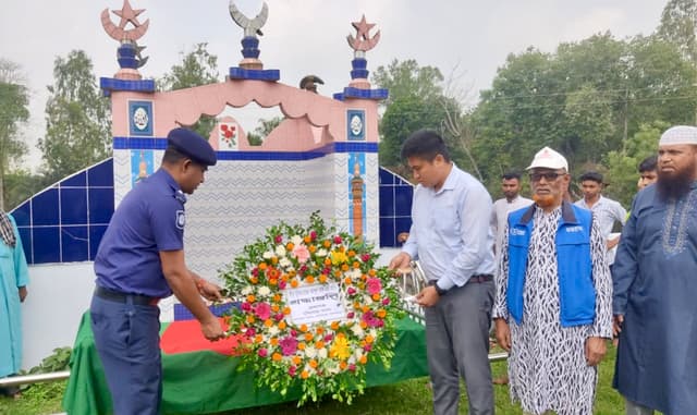 হিলিতে বীর মুক্তিযোদ্ধার রাষ্ট্রীয় মর্যাদায় দাফন সম্পন্ন