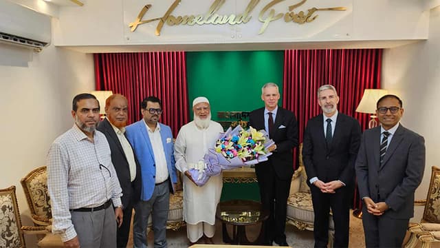 জামায়াতে ইসলামীর আমিরের সঙ্গে সুইজারল্যান্ডের রাষ্ট্রদূতের সৌজন্য সাক্ষাৎ