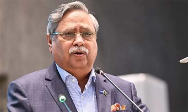 রাষ্ট্রপতির পদত্যাগ প্রস্তুতি সম্পন্ন, স্পিকারের ফেরার অপেক্ষায় বঙ্গভবন