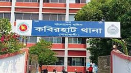 কবিরহাটে ট্রাক চাপায় ৬ জন নিহত, ঘাতক ট্রাক চালক আটক