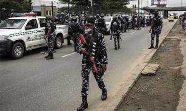 নাইজেরিয়ায় বন্দুকধারীদের হামলায় নিহত অন্তত বত্রিশ জন