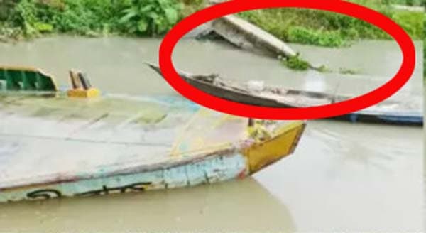 বরিশালে বাল্কহেডের ধাক্কায় ব্রিজ ভেঙে চার গ্রামে যোগাযোগ বিচ্ছিন্ন