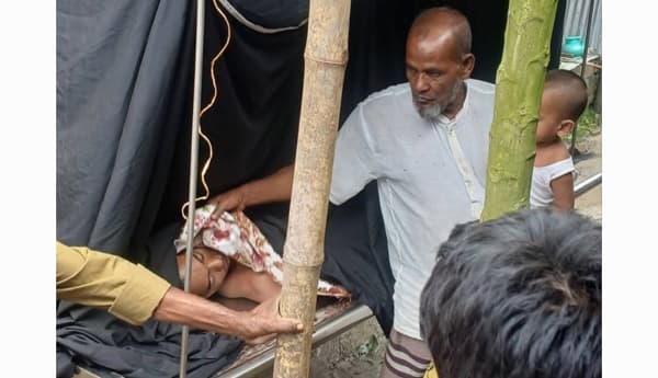 উলিপুরে খেলার সময় বজ্রপাতে কিশোরের মৃত্যু