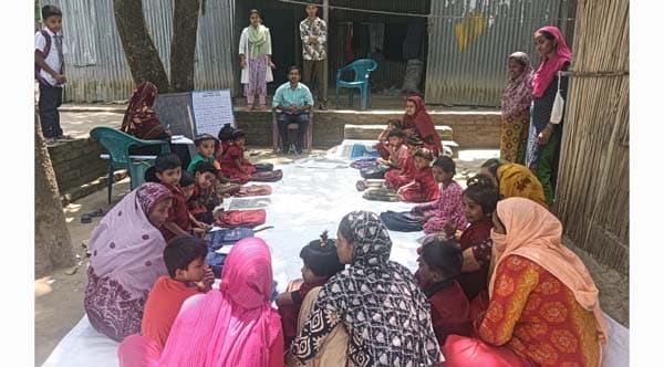 দৌলতদিয়ায় 'হাম' রোগ সচেতনতায় উঠান বৈঠক অনুষ্ঠিত