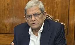 প্রস্তাবিত বাজেটকে ক্রিয়েটিভ বললেন মির্জা ফখরুল