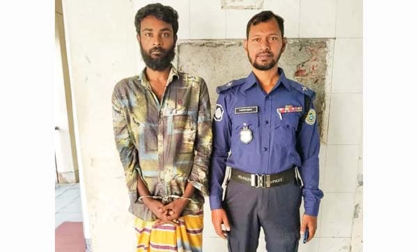 নলছিটিতে মাদক মামলার সাজাপ্রাপ্ত পলাতক আসামি গ্রেপ্তার