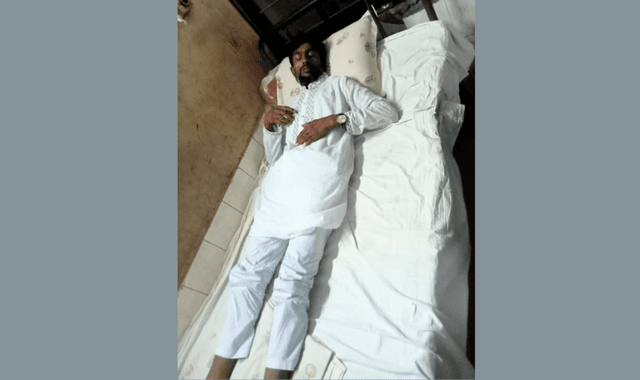 গোপালপুরে পুলিশের থাপ্পড়ে যুবদল নেতা আহত