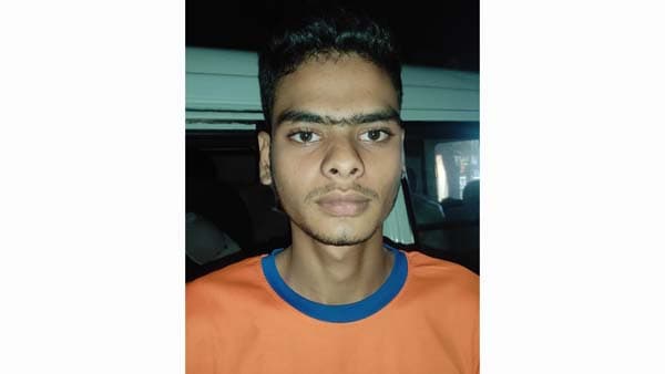 মহেশপুরে ৯ম শ্রেণীর ছাত্রীকে গণধর্ষণের অভিযোগে যুবক গ্রেফতার