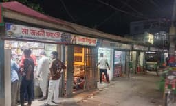 লাইসেন্সবিহীন ফার্মেসিতে ঝুঁকিতে সরাইলের জনস্বাস্থ্য