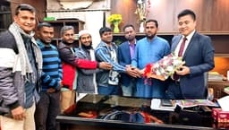 হাকিমপুরে নবাগত ইউএনও'র সাথে গণমাধ্যমকর্মীদের মতবিনিময় 