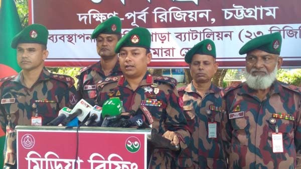 চট্টগ্রাম রিজিয়নে বিজিবির অভিযানে ১৯ কোটি টাকার চোরাচালান পণ্য জব্দ