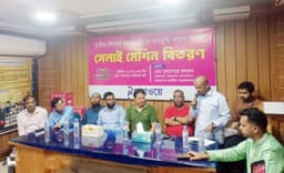 কর্ম দিয়ে আত্মমর্যাদায় ফিরতে চায় তৃতীয় লিঙ্গের মানুষ